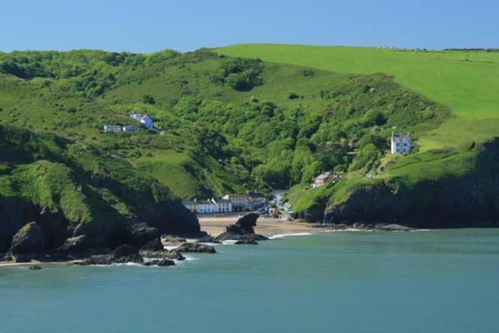 Villa Y Boidy Bach Llangrannog Exterior foto